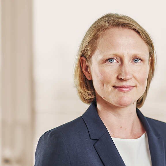 Dr. Hanna Jansen, Portrait