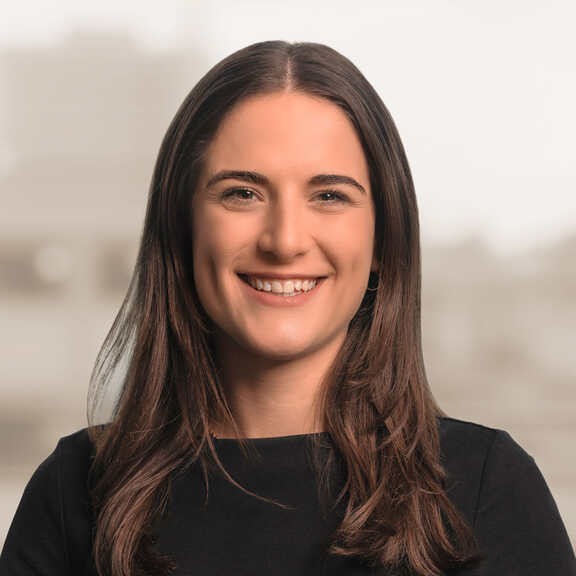 Ceren Smajgert LL.B., Portrait